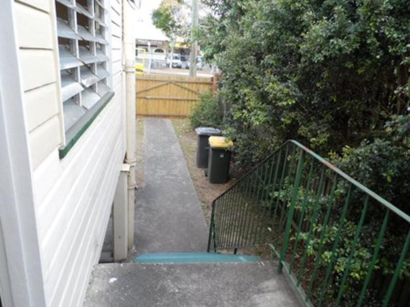 2/263 JUNCTION ROAD, Clayfield QLD 4011