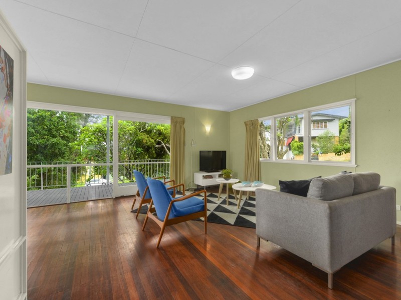 63 Huxley Avenue, Alderley QLD 4051