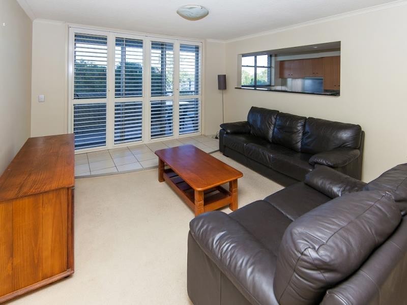 14/36 Jerdanefield Road, St Lucia QLD 4067