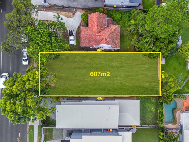 32 King Arthur Terrace, Tennyson QLD 4105