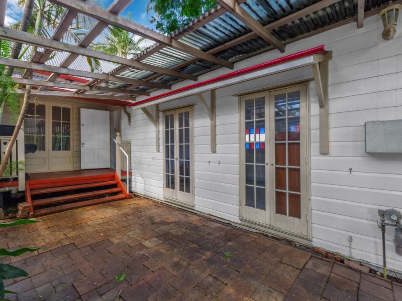 22 Elliott Street, Kangaroo Point QLD 4169