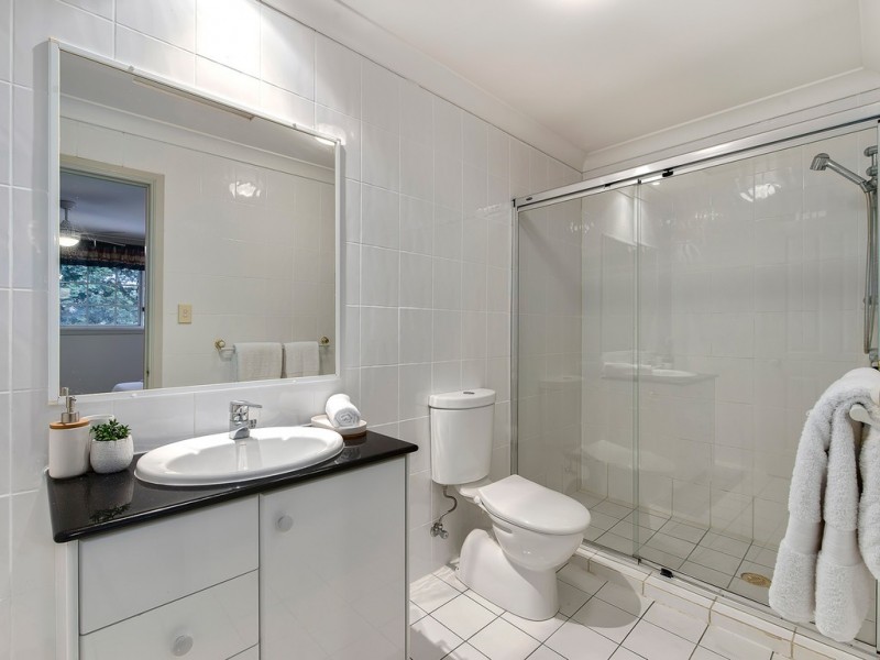 2/39 Holmesbrook Street, Ashgrove QLD 4060