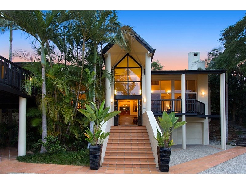 31 Geewan Place, Chapel Hill QLD 4069
