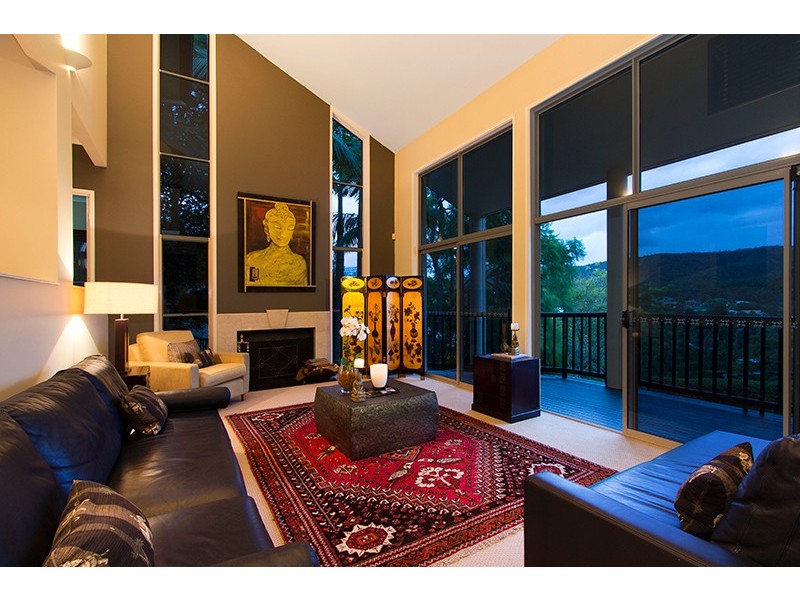 31 Geewan Place, Chapel Hill QLD 4069