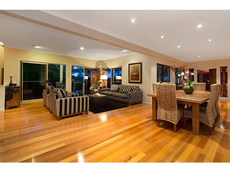 31 Geewan Place, Chapel Hill QLD 4069