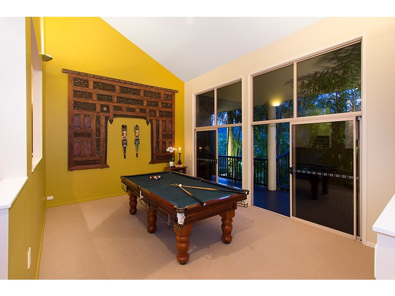 31 Geewan Place, Chapel Hill QLD 4069