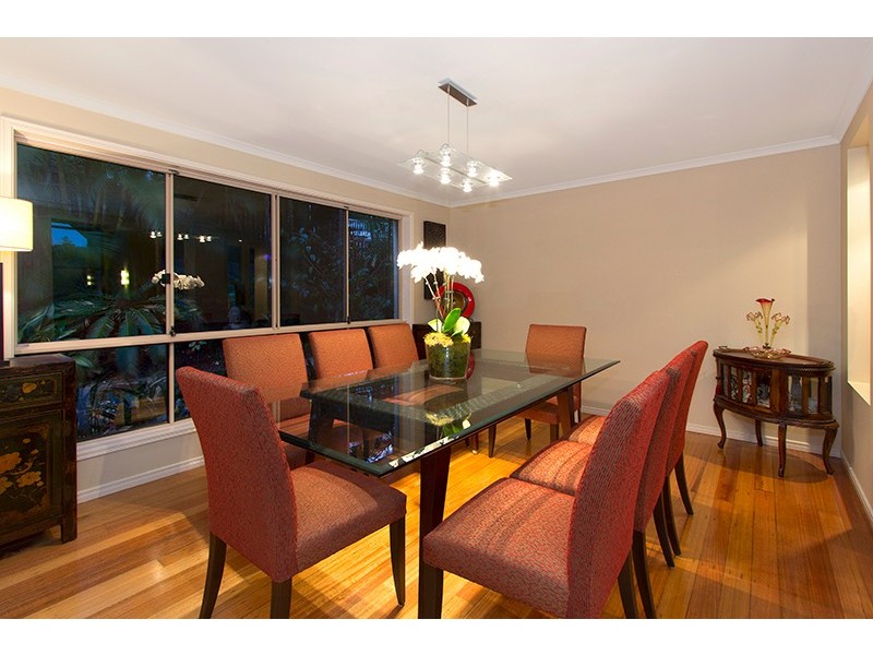 31 Geewan Place, Chapel Hill QLD 4069