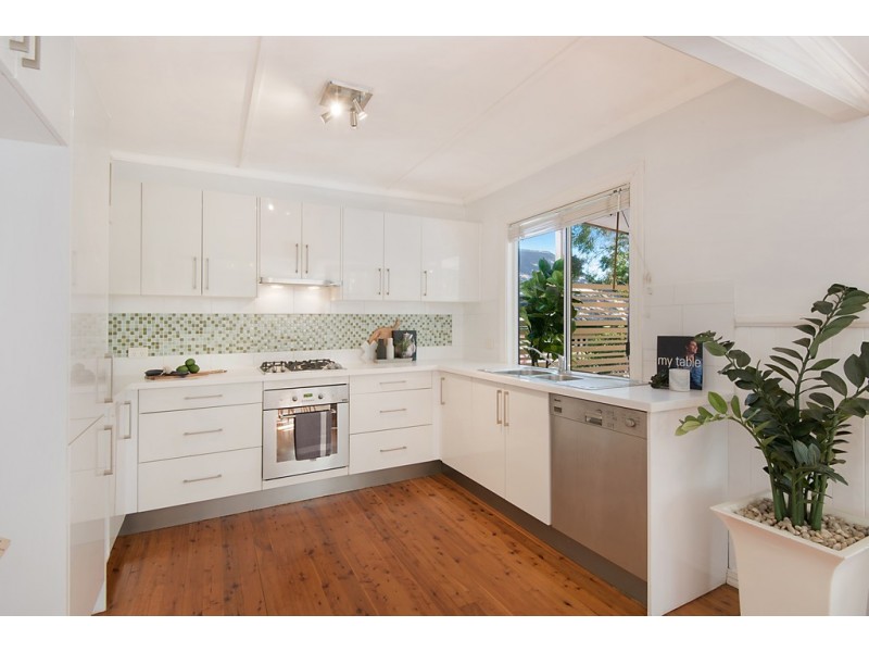 15 Argyle Street, Red Hill QLD 4059