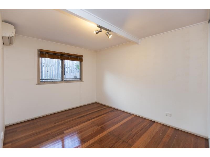 4/25 Young Street, Milton QLD 4064