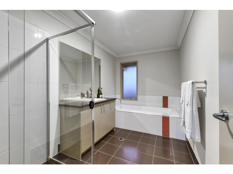 58 Stonehawke Place, The Gap QLD 4061