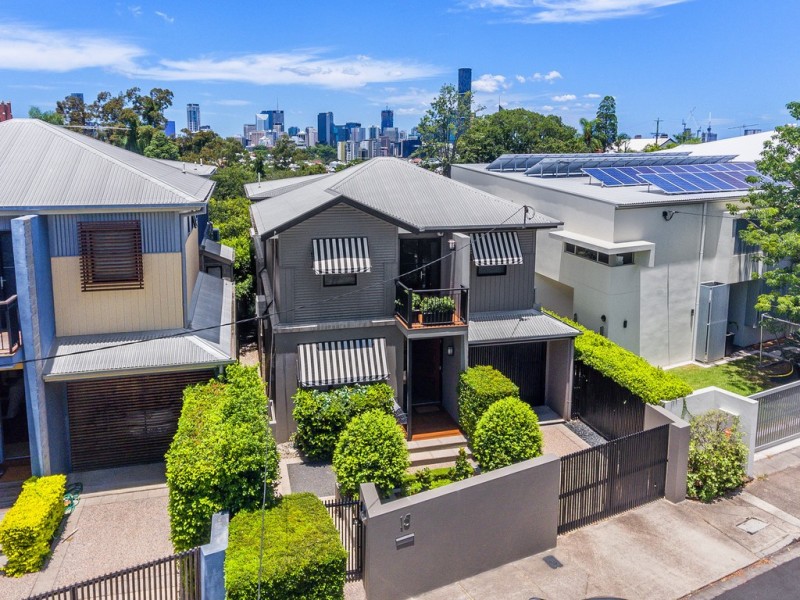 15 Wellington Road, Red Hill QLD 4059