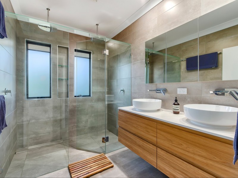 52 Payne Road, The Gap QLD 4061