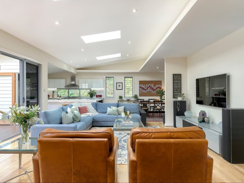 52 Derby Street, Highgate Hill QLD 4101