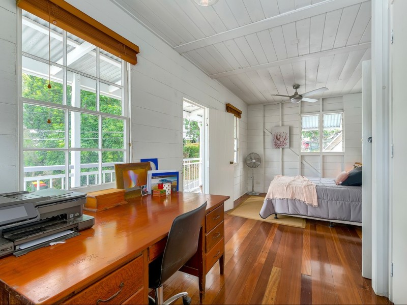 22 Mannion Street, Red Hill QLD 4059