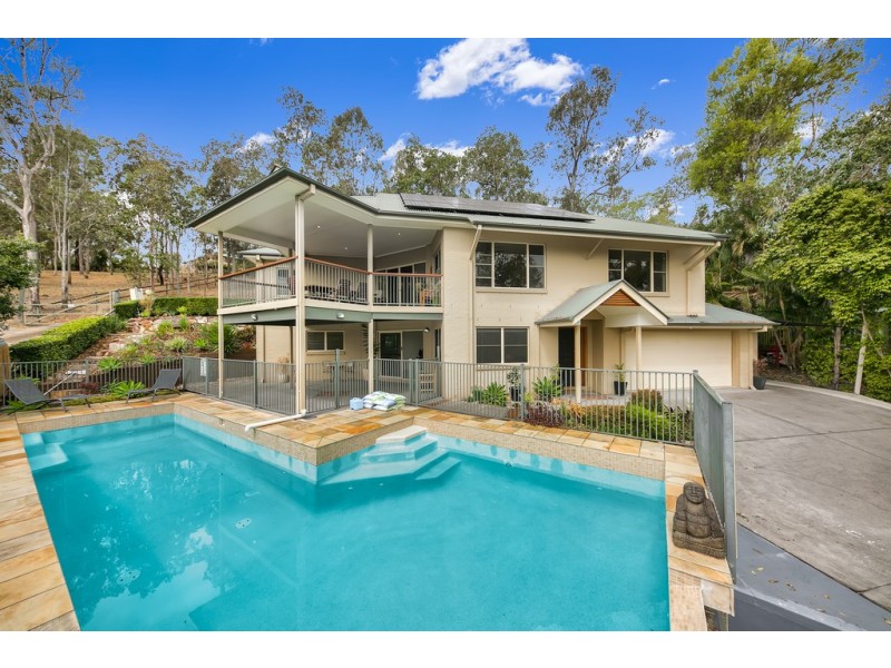 9 Livistona Place, The Gap QLD 4061