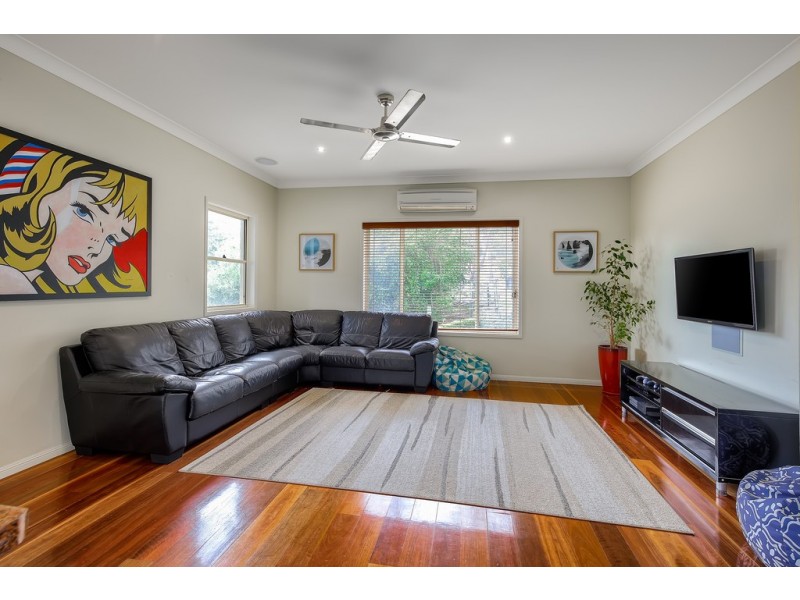 9 Livistona Place, The Gap QLD 4061