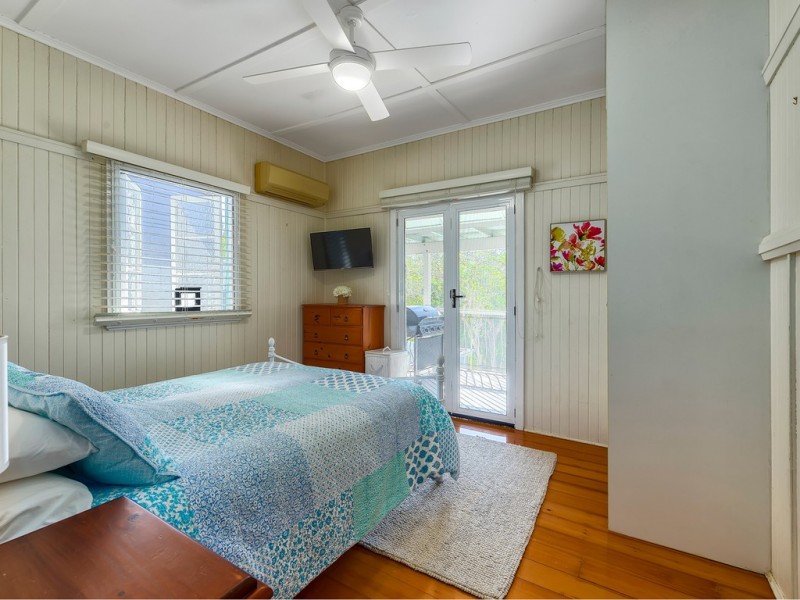 45 Outlook Crescent, Bardon QLD 4065