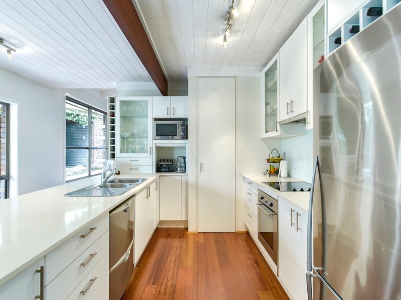 27 Tarpon Street, The Gap QLD 4061