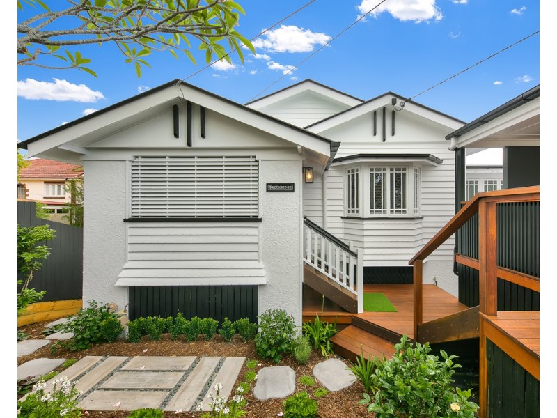 5 Davies Road, Ashgrove QLD 4060