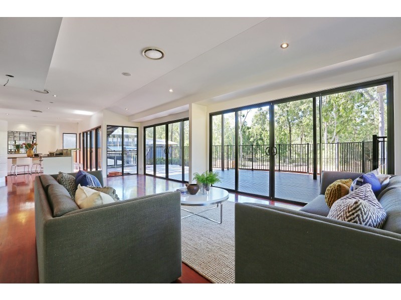 10 Oakview Circuit, Brookwater QLD 4300