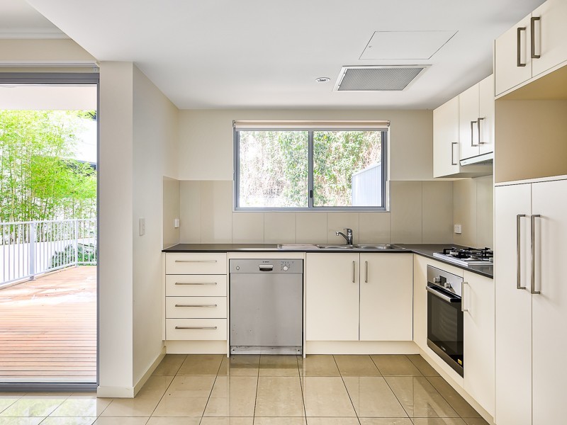 201/23 Robinson Place, Kelvin Grove QLD 4059