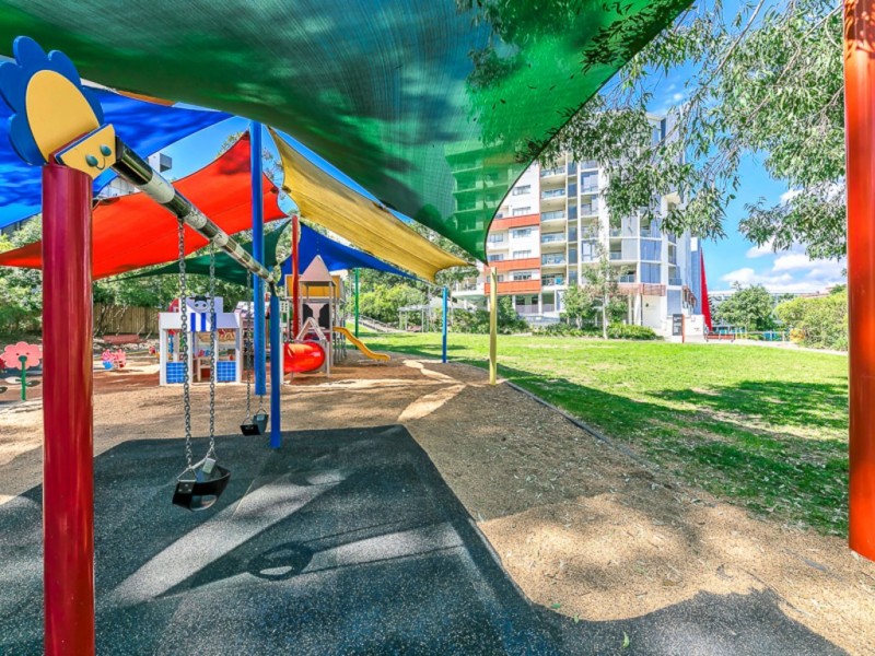 201/23 Robinson Place, Kelvin Grove QLD 4059