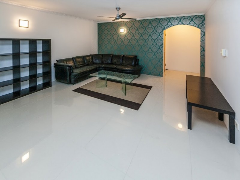 11/24 Carr Street, St Lucia QLD 4067