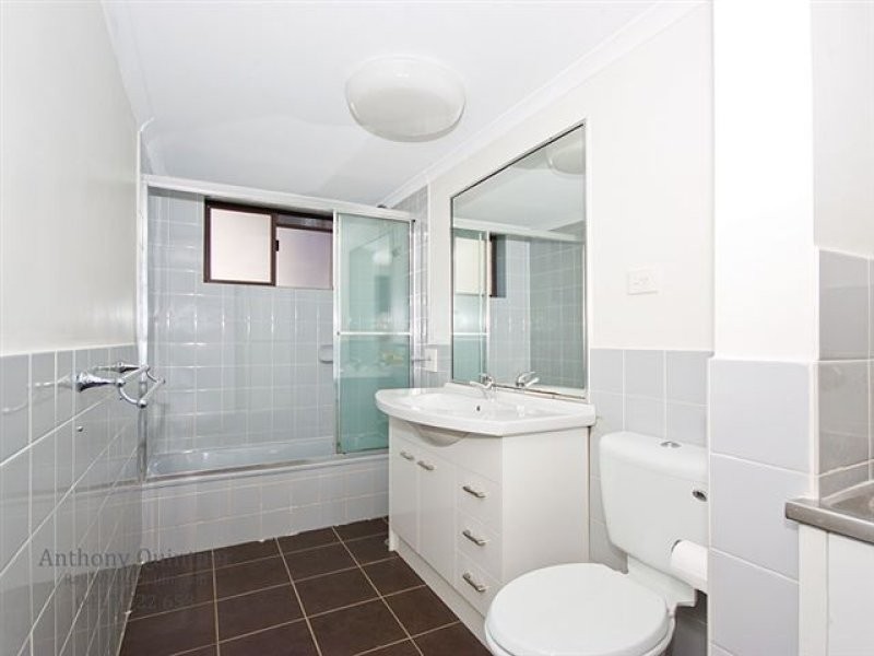 11/24 Carr Street, St Lucia QLD 4067