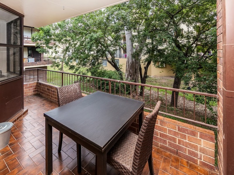 11/24 Carr Street, St Lucia QLD 4067