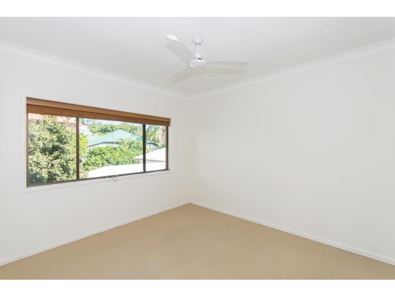 2/12 Glassey Street, Red Hill QLD 4059