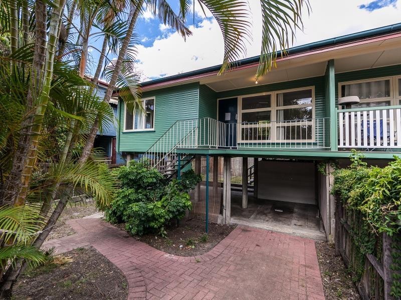 18 Fred Street, Red Hill QLD 4059