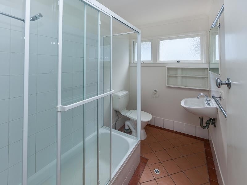 18 Fred Street, Red Hill QLD 4059