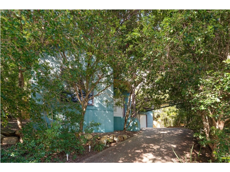 9 Wollundry Place, The Gap QLD 4061