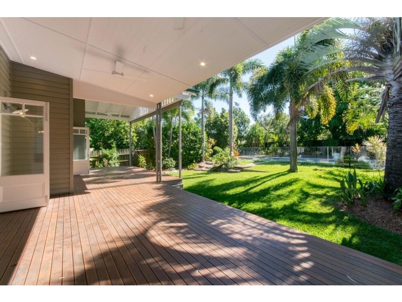 27 Mark Street, Newmarket QLD 4051