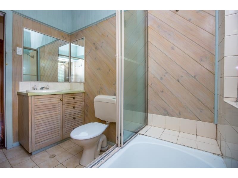 20 Carmel St, Bardon QLD 4065