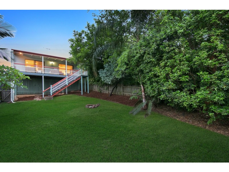20 Pleasant Street, Red Hill QLD 4059