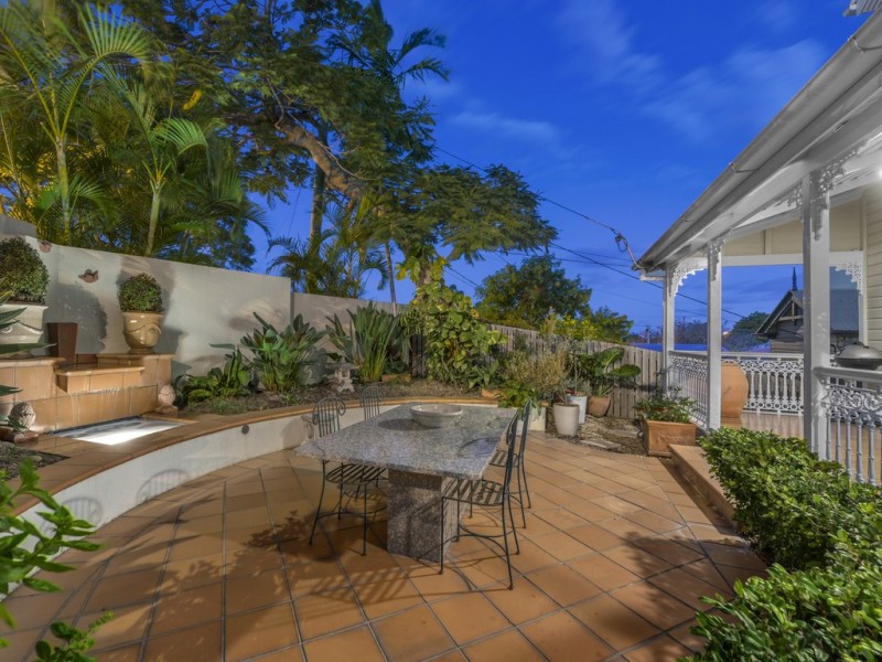 94 Birdwood Terrace, Auchenflower QLD 4066