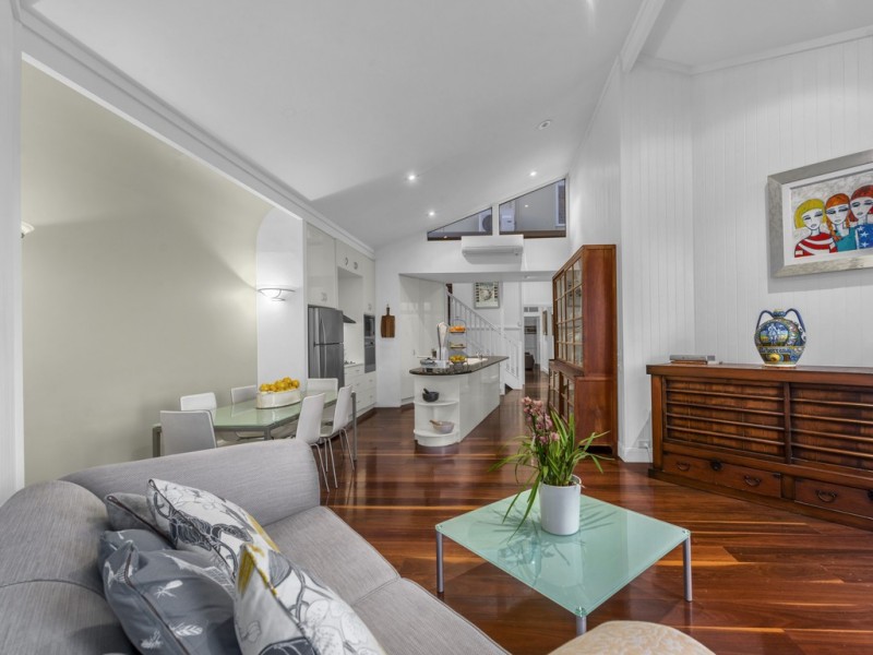 94 Birdwood Terrace, Auchenflower QLD 4066