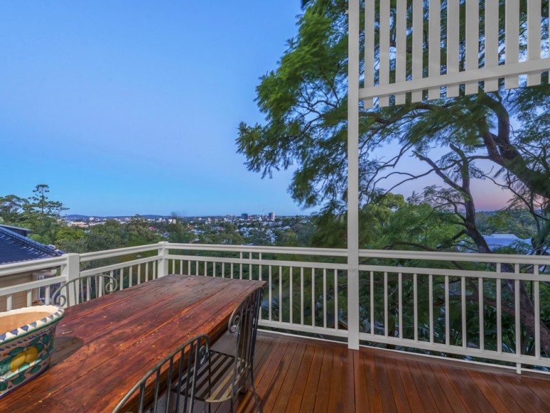 94 Birdwood Terrace, Auchenflower QLD 4066