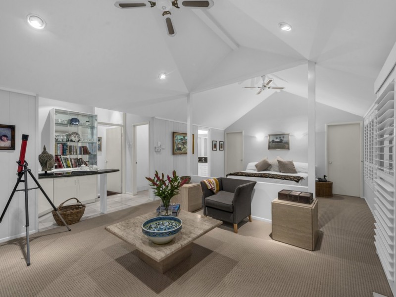 94 Birdwood Terrace, Auchenflower QLD 4066