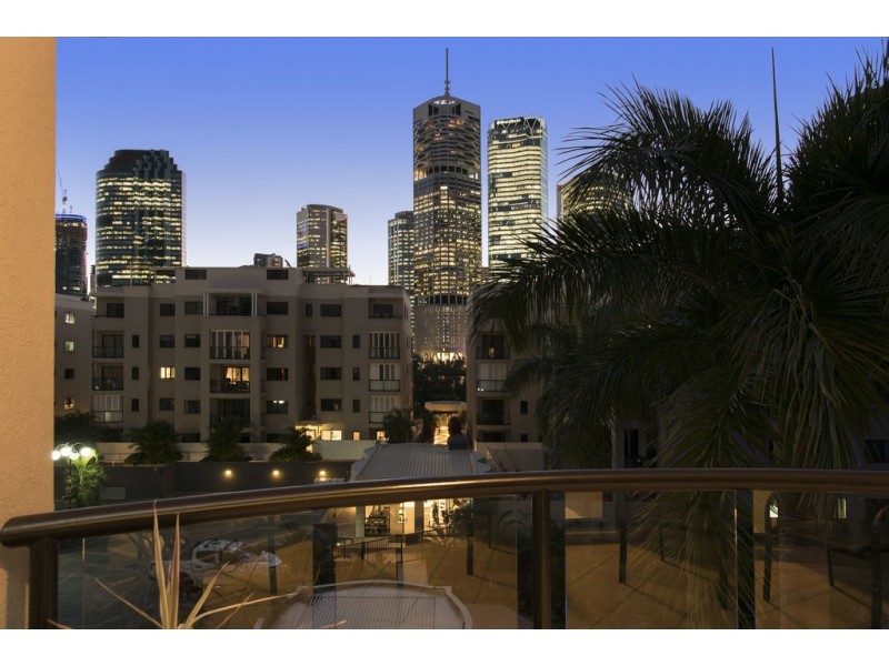 35/165A Main Street, Kangaroo Point QLD 4169