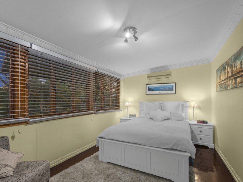 63 Boundary Road, Bardon QLD 4065