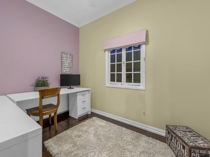 63 Boundary Road, Bardon QLD 4065