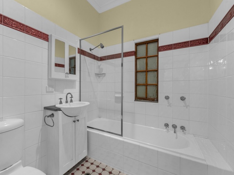 63 Boundary Road, Bardon QLD 4065