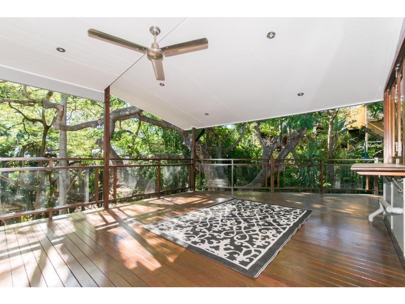 7 Northam Avenue, Bardon QLD 4065