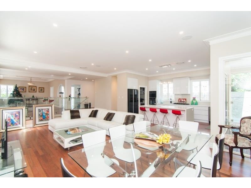 398 Kingsford Smith Drive, Hamilton QLD 4007