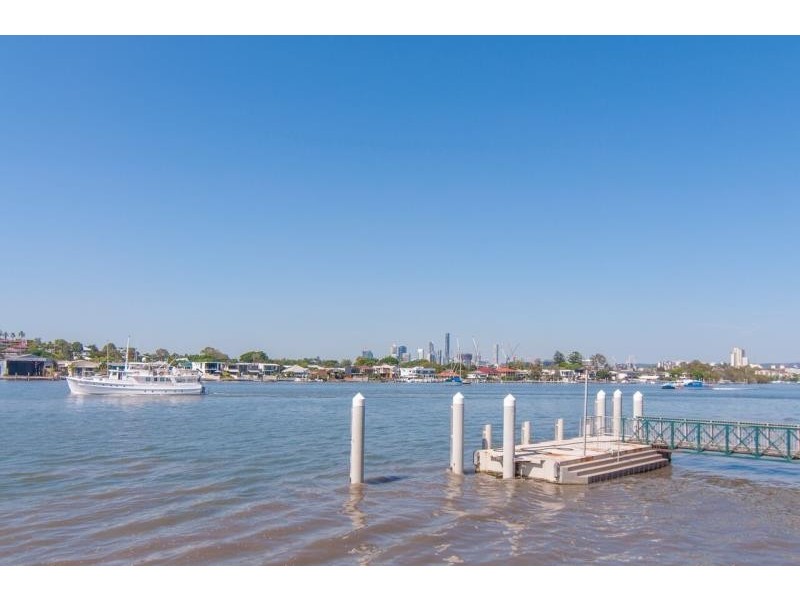 398 Kingsford Smith Drive, Hamilton QLD 4007