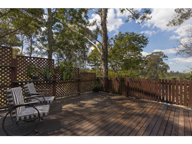 1 Angus Street, Bardon QLD 4065