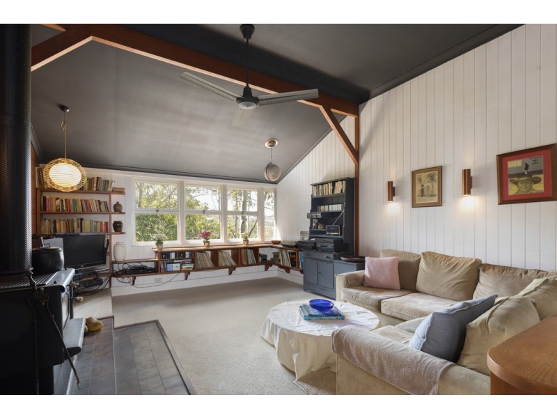 1 Angus Street, Bardon QLD 4065