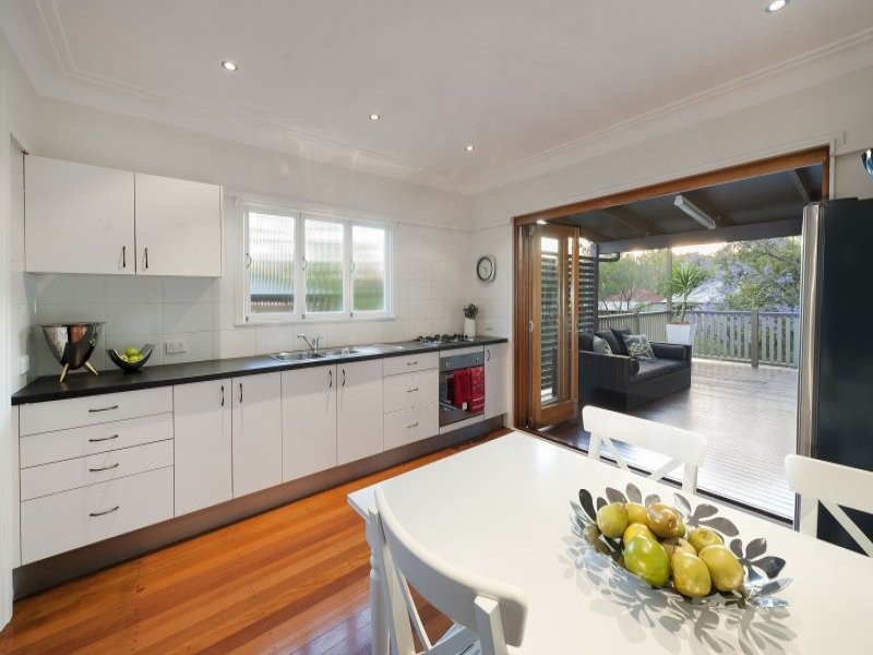 24 Eton Street, Toowong QLD 4066